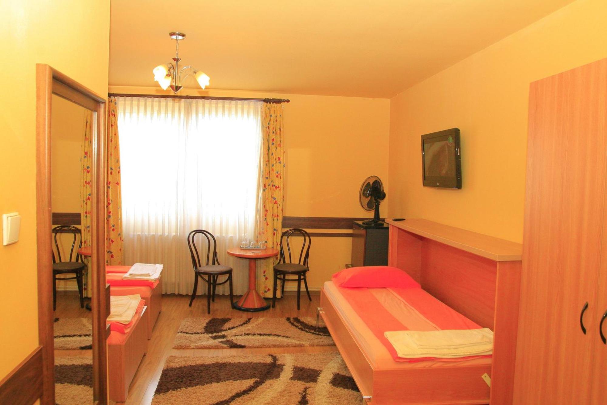 Pensiunea Blanca Reghin Room photo